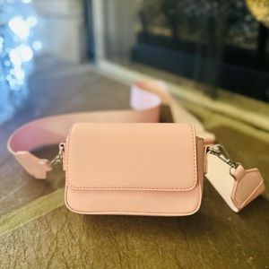 SHEIN Cross Body Small Purse with Wide Strap / Color: Pink